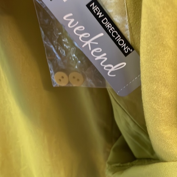New Direction Weekend blouse size large, NWT. - Picture 11 of 13